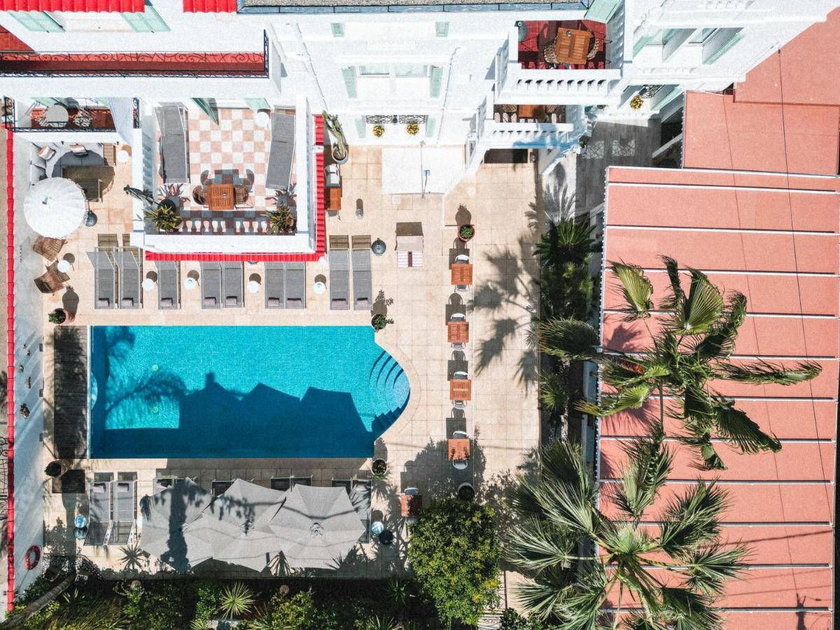 La Hotel 3*