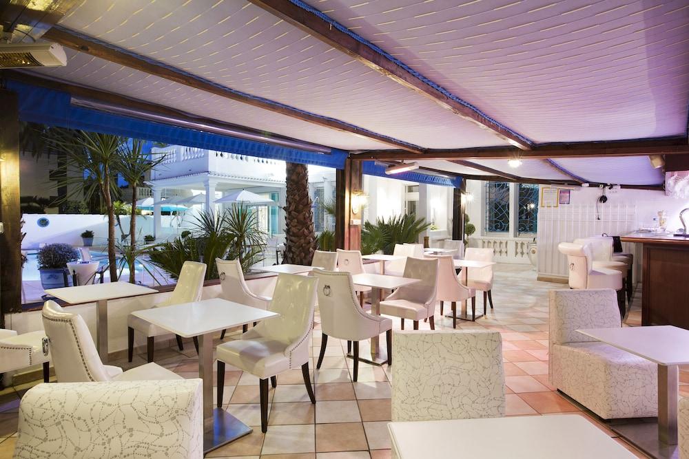 La Hotel 3*
