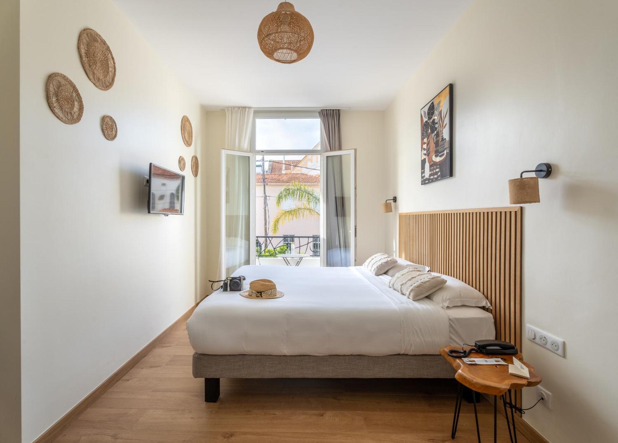 La 3* Juan-les-Pins