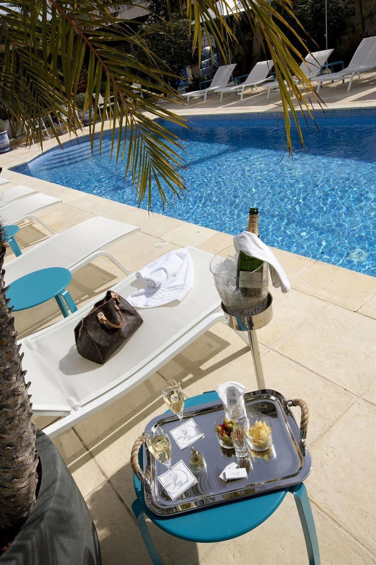 La Hotel 3*